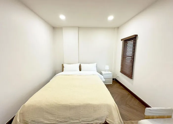 Nalalin 8 Pax 3 Donmuang Airport Entire House アパート バンコク都