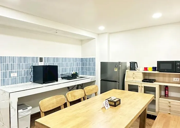 Nalalin 8 Pax 3 Donmuang Airport Entire House
