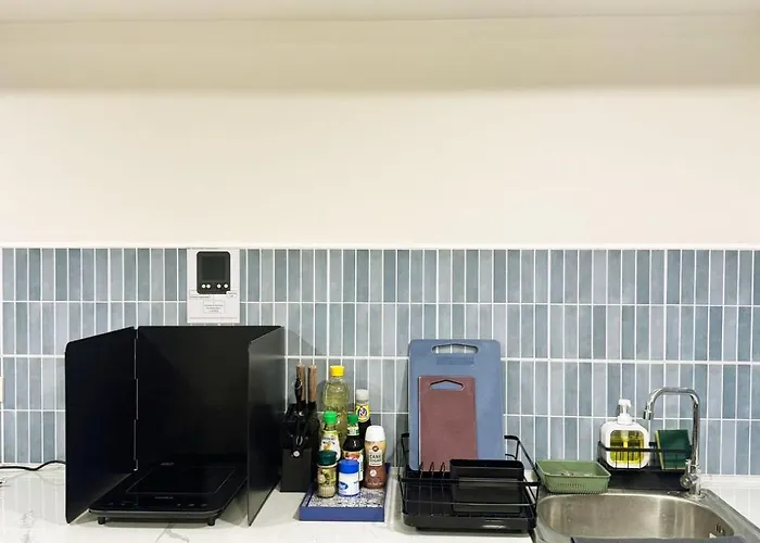 アパート Nalalin 8 Pax 3 Donmuang Airport Entire House バンコク都